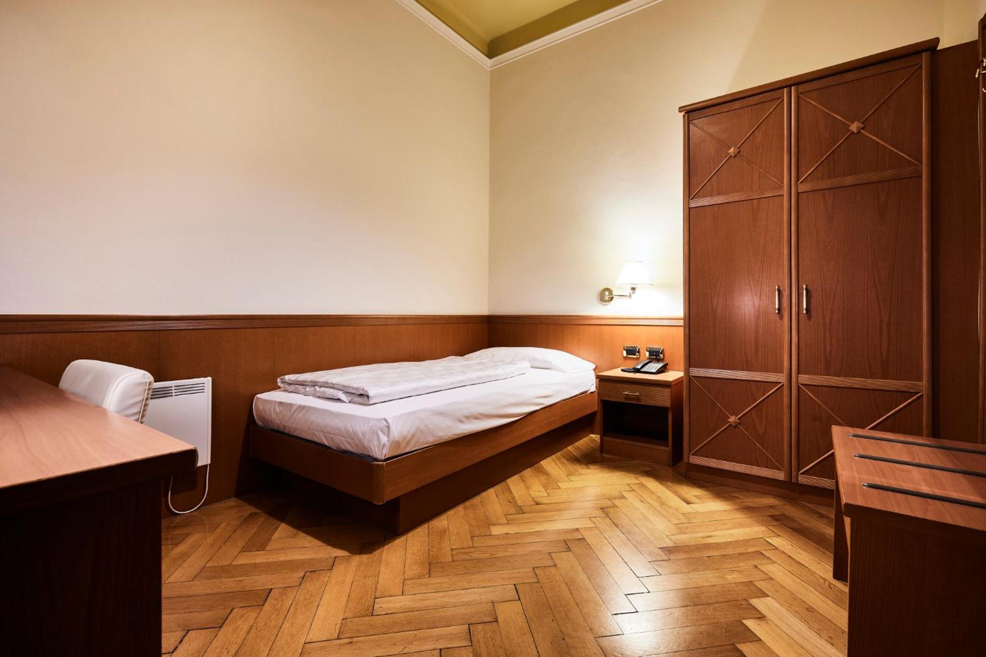 Hotel Jarolim 브레싸노네 외부 사진