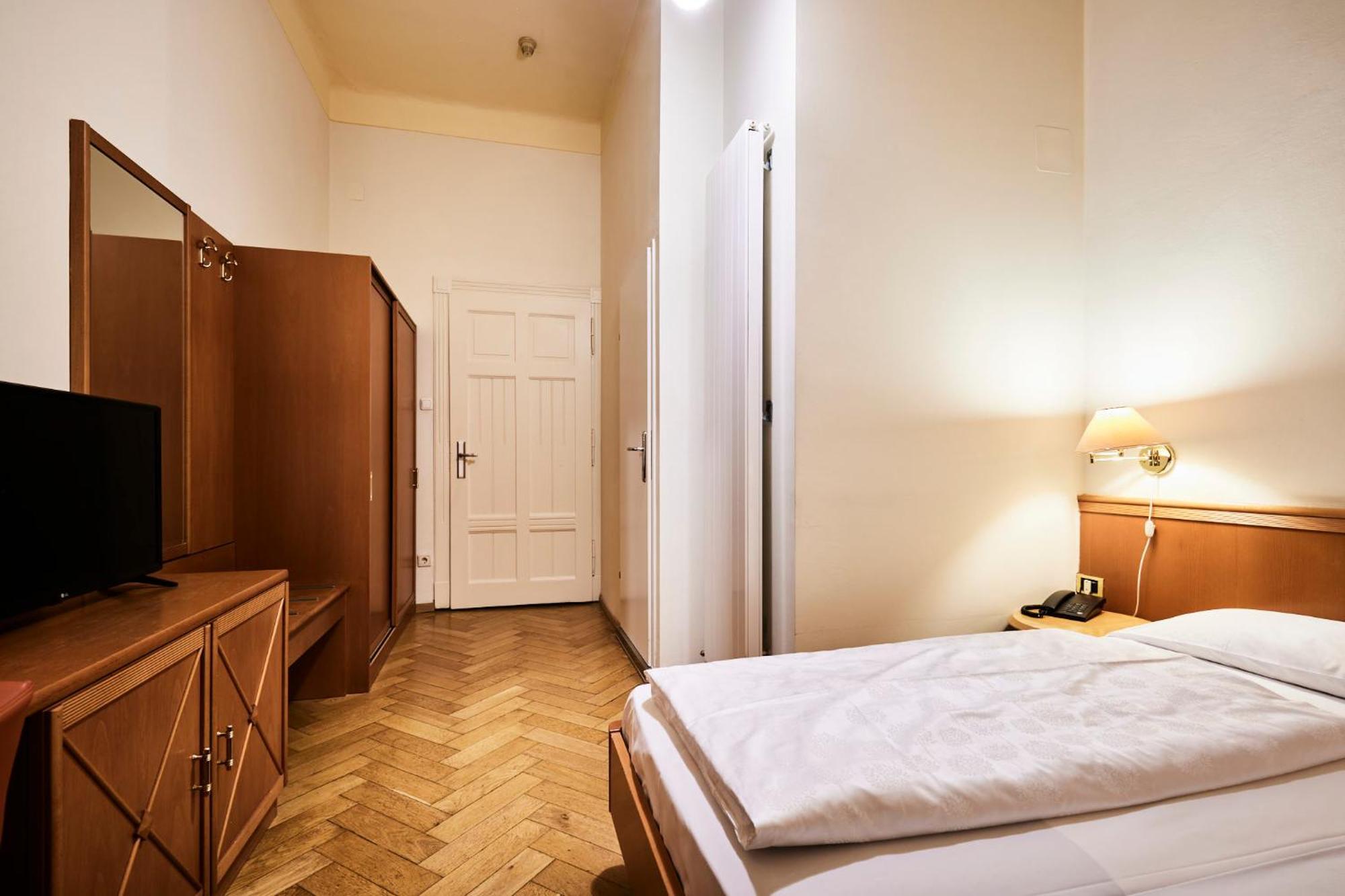 Hotel Jarolim 브레싸노네 외부 사진